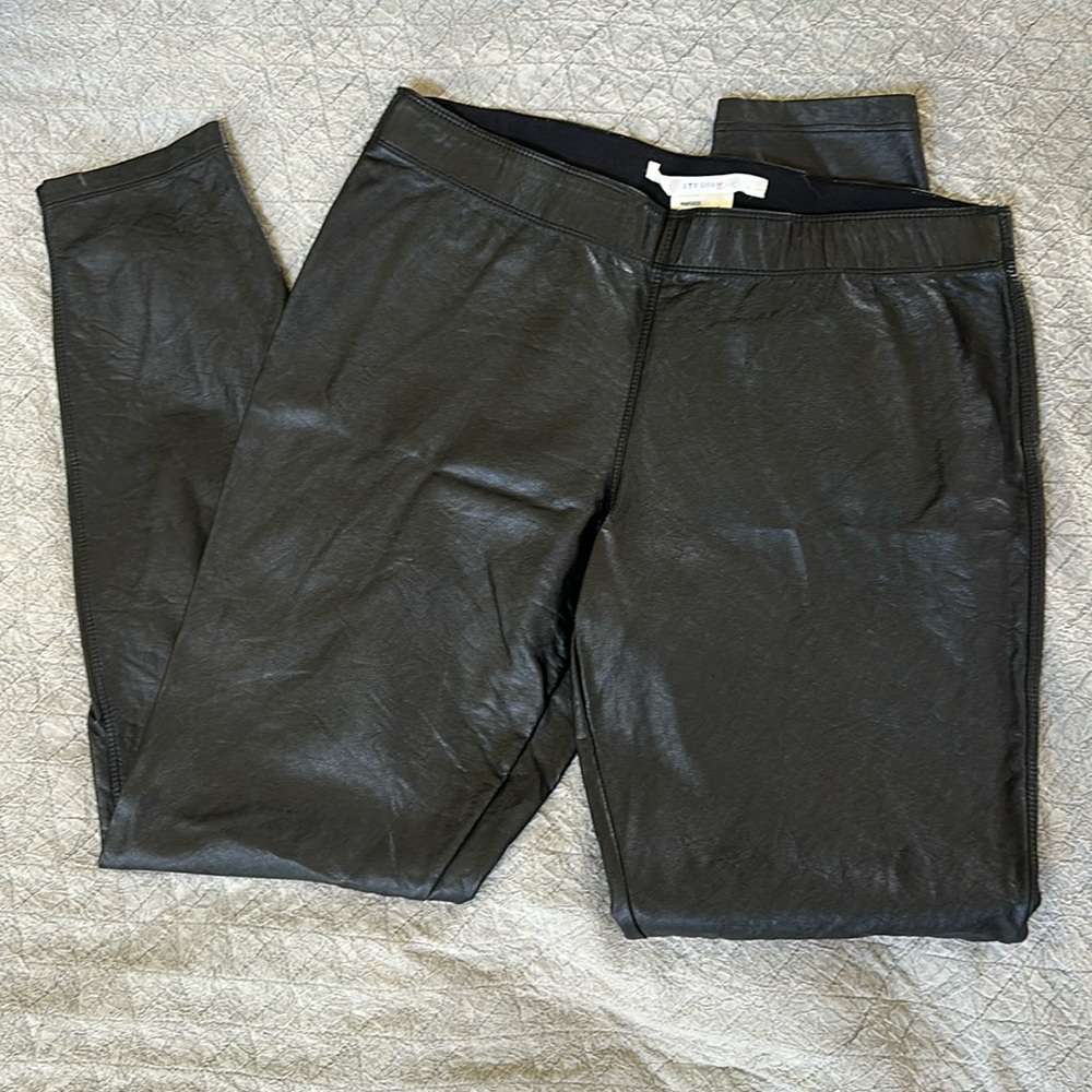 Studio M, Faux Black Leather, Large